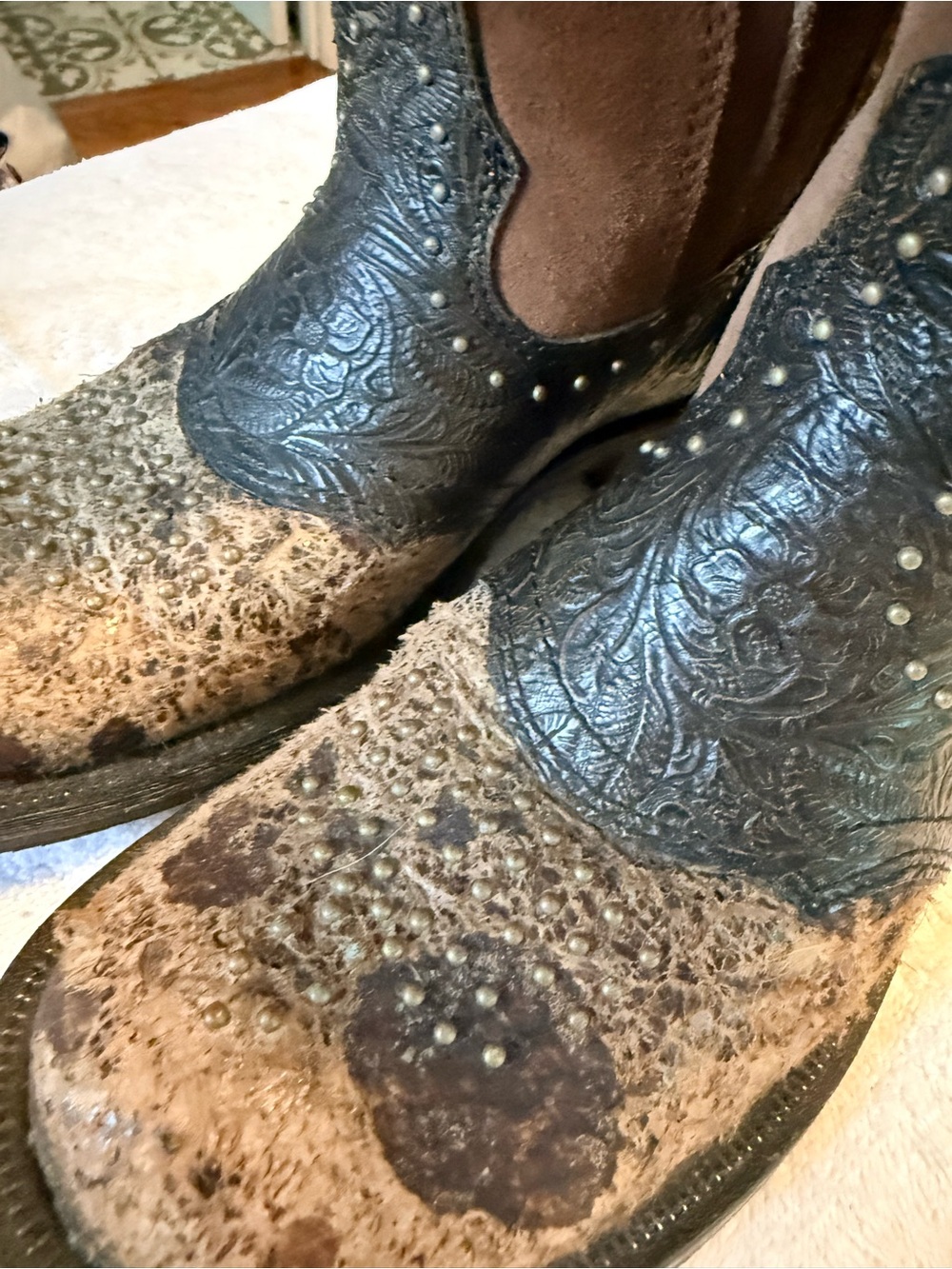 Ariat Tan Suede & Embossed Brown Western pull on with zipper in back. - Picture 6 of 9